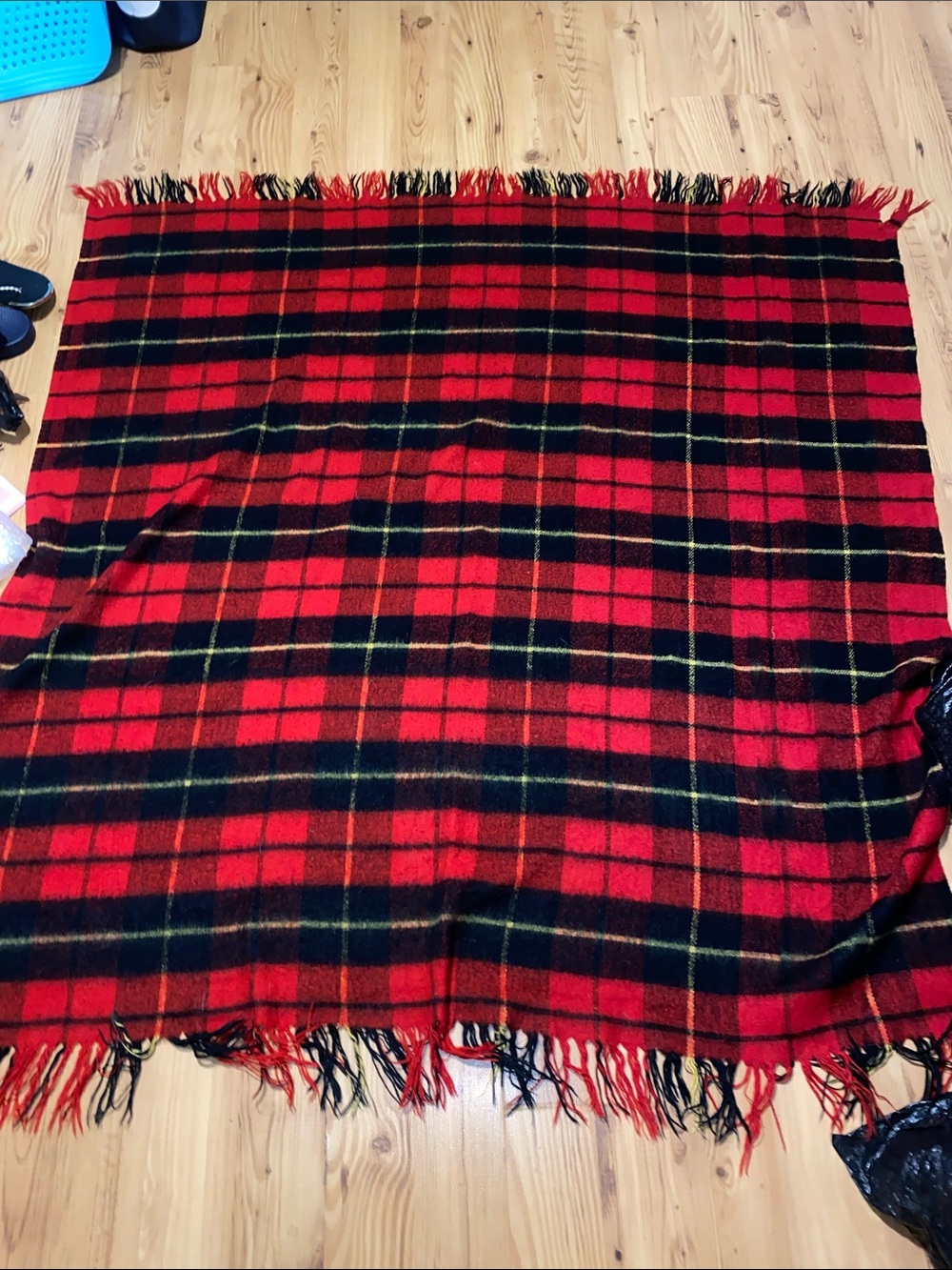 Plaid Red & Black Throw Blanket with Fringe